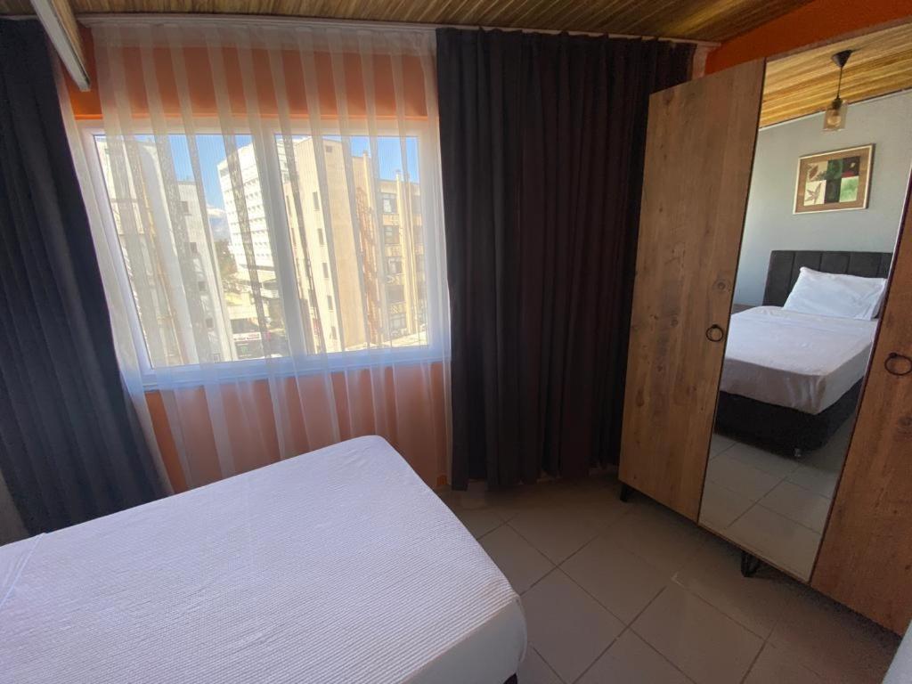 Apartament House *