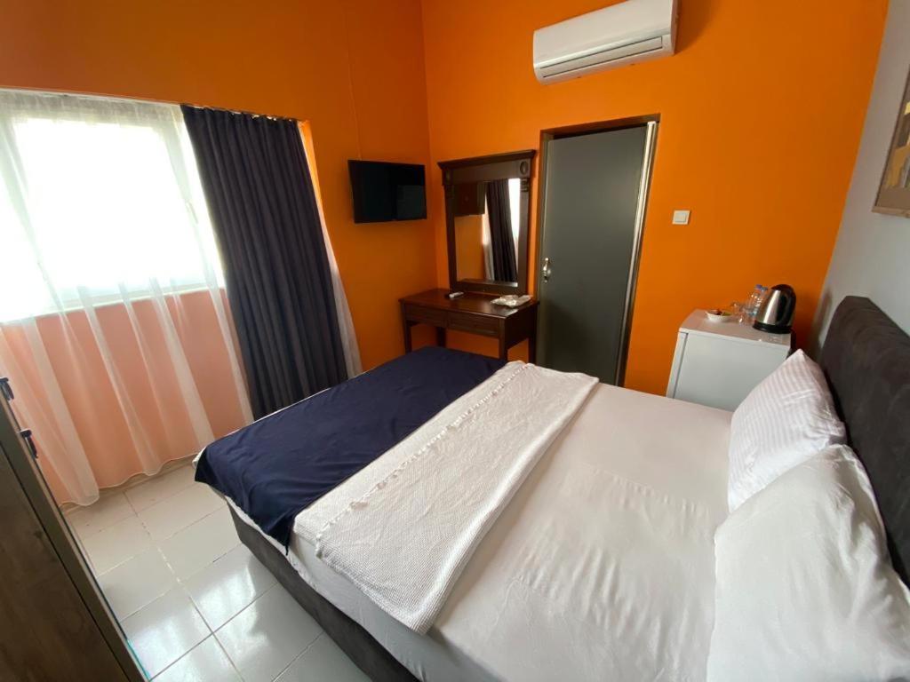 Apartament House *
