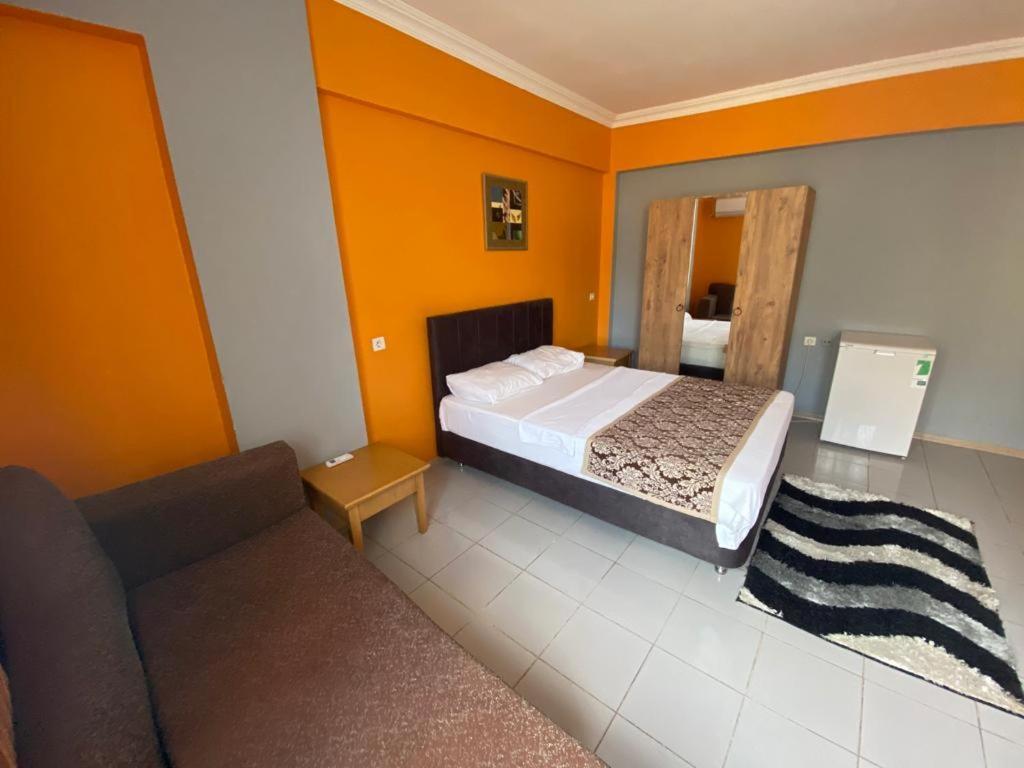 Apartament House