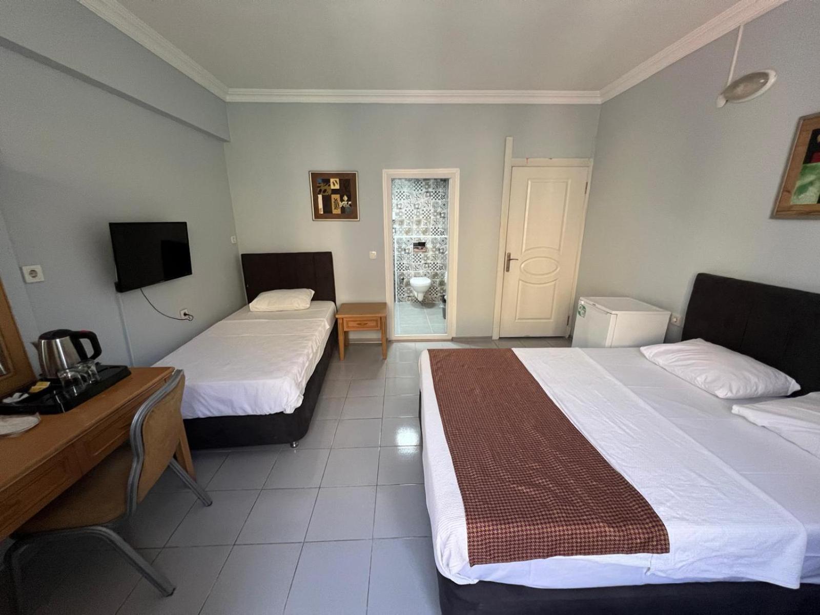 Apartament House *